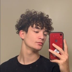 Meet your Posher, Colin